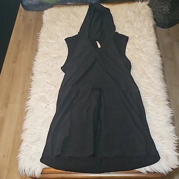 Fabletics Alana Mixed-Media Mini Dress – Size Large - Picture 5 of 8